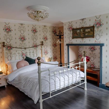 Anne Boleyn'S Escape Hotel Deal Luaran gambar